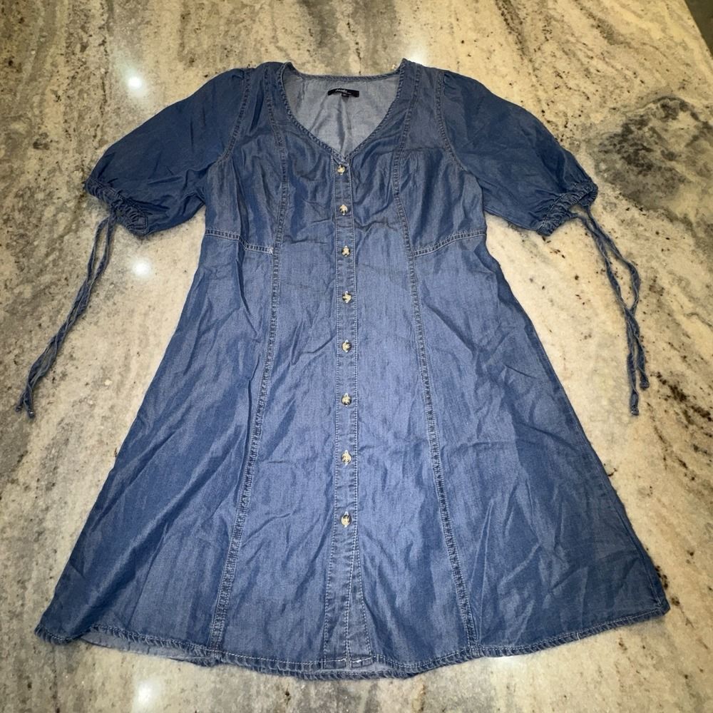 Angels Forever Young Chambray Button Front Dress Medium Puff Sleeve Knee Blue